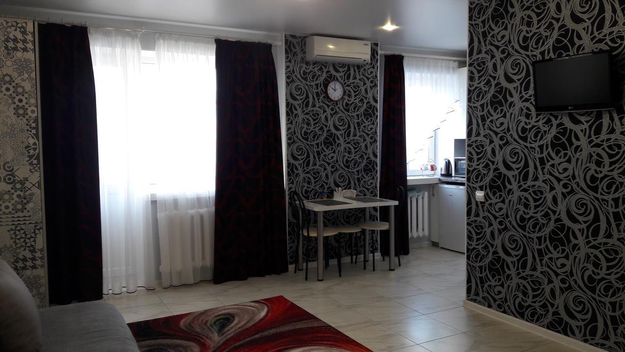 Apartment On Mstyslavs'Ka Chernihiv Ngoại thất bức ảnh